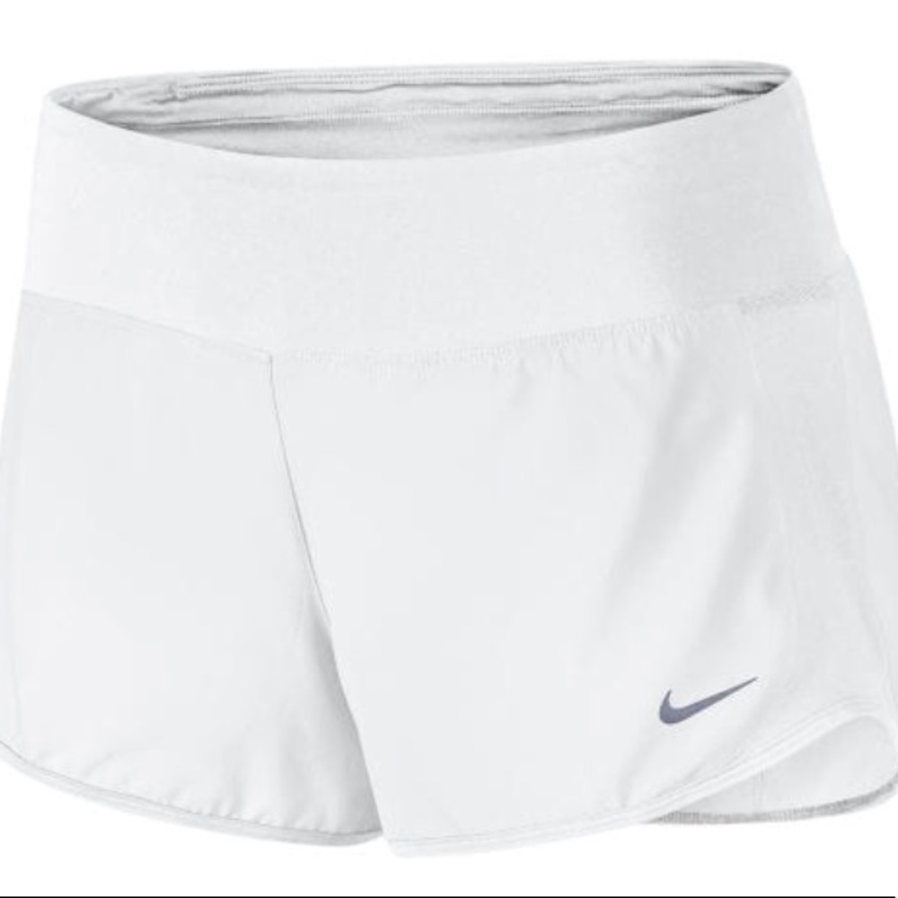White nike shorts